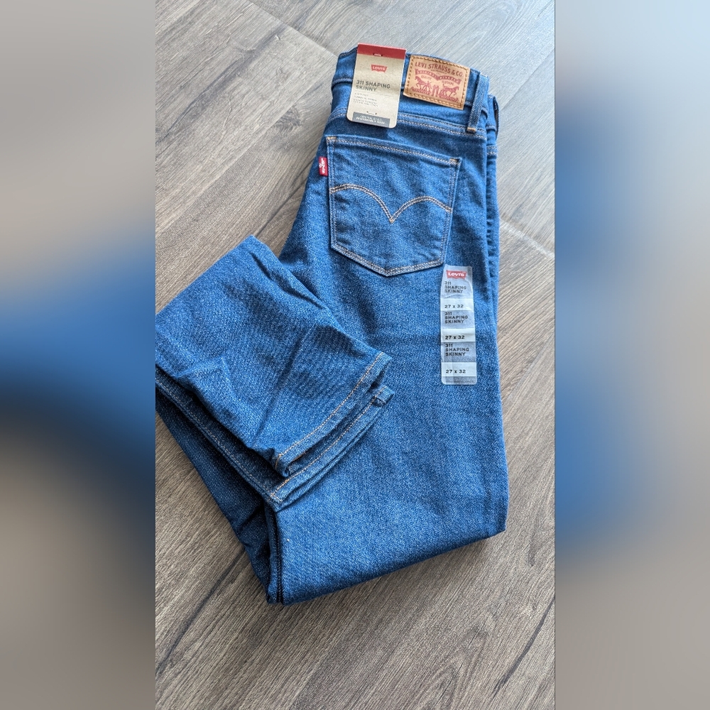 Levi's 311 Shaping Skinny Jeans
